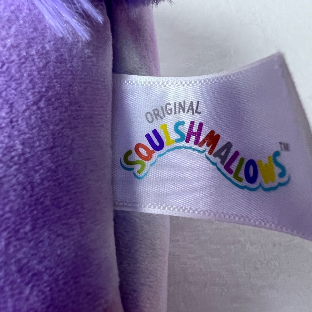 Squishmallows Lola the Unicorn Buddy Bucket (Valentine's 2024) Great for Easter - Picture 8 of 12